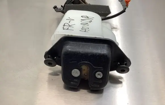 Honda FR-V Loading door lock 