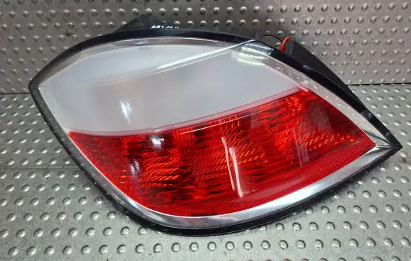 Opel Astra H Rear/tail lights S27624134