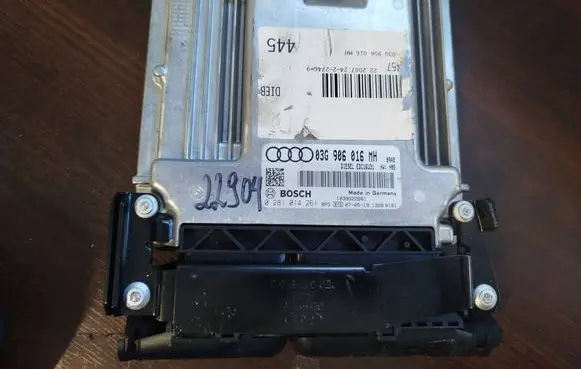 Audi A6 S6 C6 4F Engine control unit/module 03g906016mh 0281014261