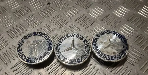 Mercedes-Benz E W212 Original wheel cap A1714000025