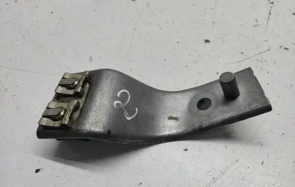 BMW 2 F45 Other engine part 8621823 11518621823
