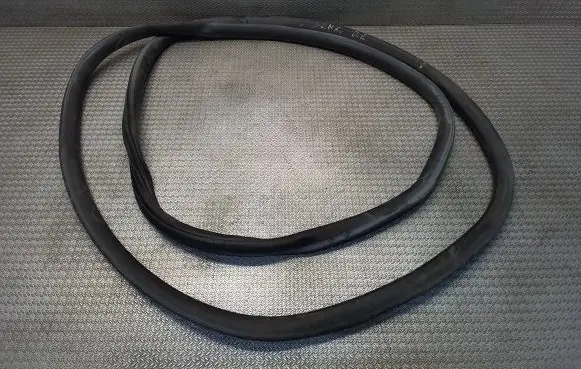 Toyota Proace Sliding door rubber seal 