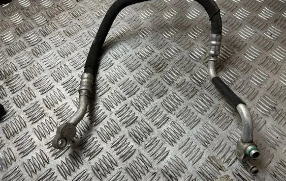 Audi A4 S4 B8 8K Air conditioning (A/C) pipe/hose 8K0260701D
