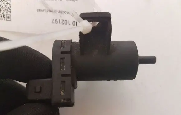 Renault Trafic II (X83) Turbo solenoid valve 8200762597