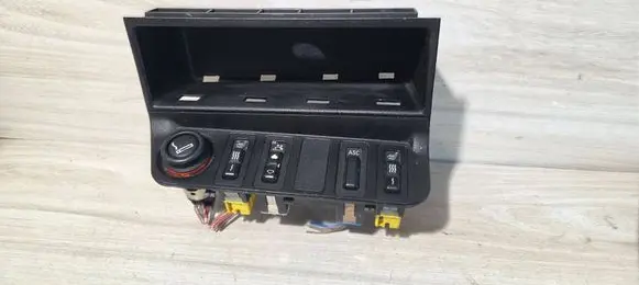BMW 3 E36 A set of switches 8363696 1387917 1977231