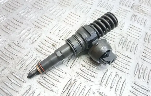Seat Altea Fuel injector 038130073BN