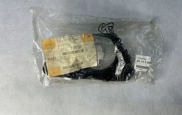 BMW 6 E63 E64 Front fog light trim/grill 7055525
