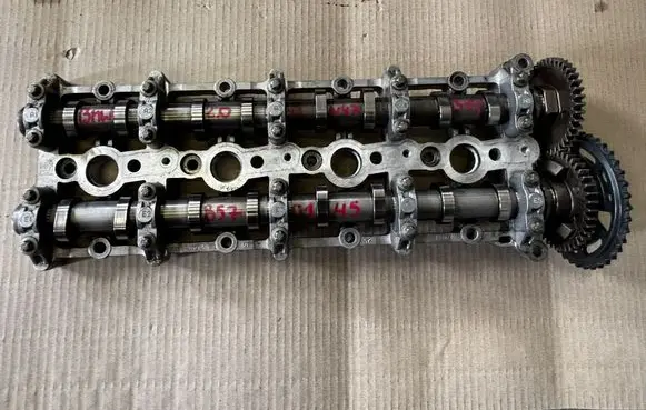 BMW X1 F48 F49 Camshaft 8570145