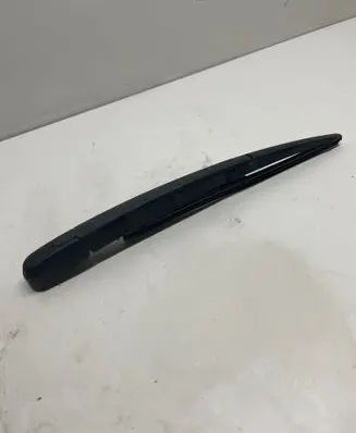 Toyota Avensis T250 Rear wiper blade arm 