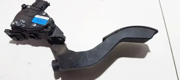 Audi A6 S6 C5 4B Accelerator throttle pedal 8D1723523F 6PV0837602