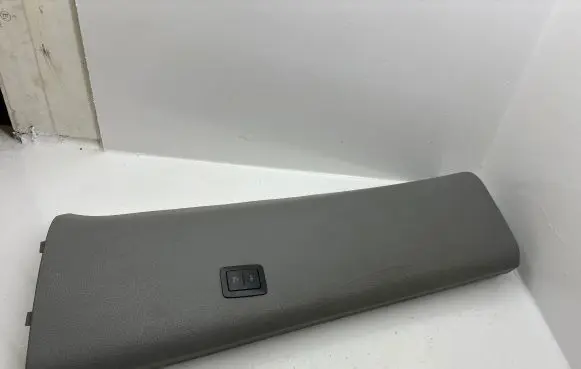 Volkswagen Caddy Other sill/pillar trim element 2K0867291