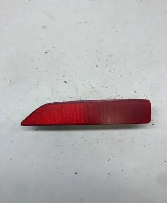 Honda CR-V Rear tail light reflector P6368L