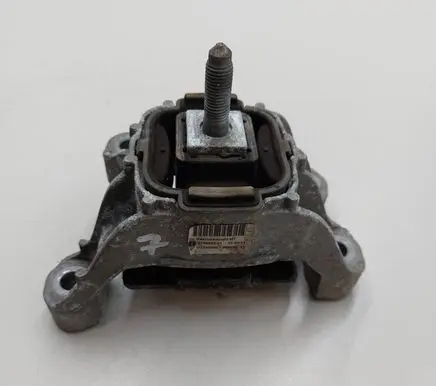 Mini Cooper Countryman R60 Gearbox mount 78043902