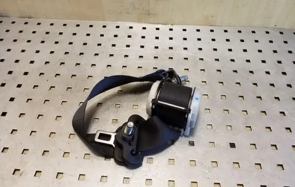 Nissan X-Trail T31 Rear seatbelt C70580R07
