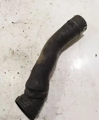 BMW 5 E60 E61 Intercooler hose/pipe 7789048