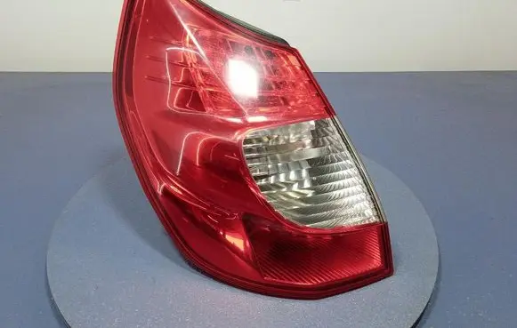 Renault Scenic II - Grand scenic II Rear/tail lights 8200474328