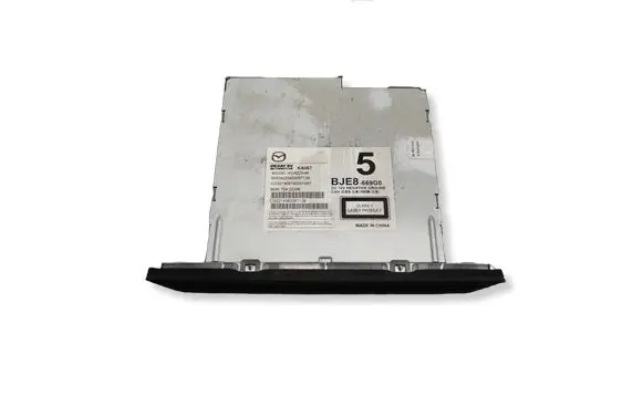 Mazda 3 III Navigation unit CD/DVD player MD422346 409192001987