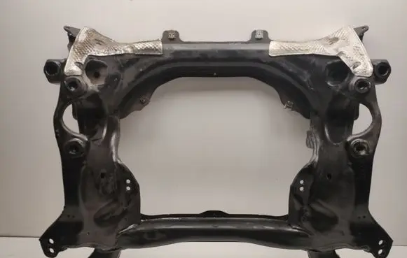 Mercedes-Benz CLS C218 X218 Front subframe A2126280457