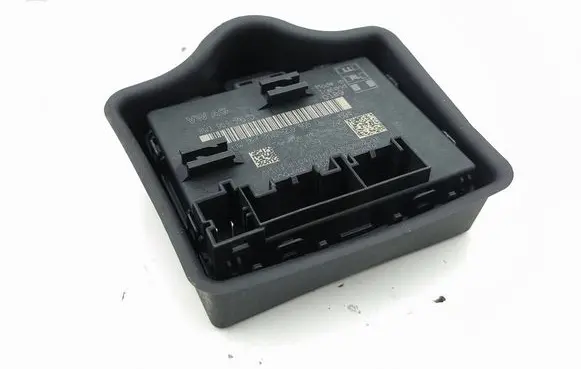 Audi Q3 F3 Door control unit/module 4G0907577