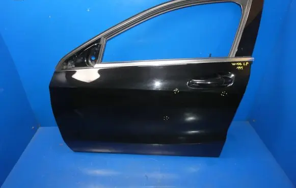 Mercedes-Benz A W176 Front door