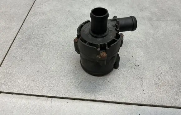 Land Rover Range Rover Evoque L538 Electric auxiliary coolant/water pump DX2318D474AC