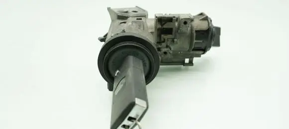 Mazda 2 Ignition lock D01H66938B