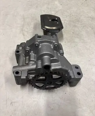 Peugeot 307 Oil pump 9431251021