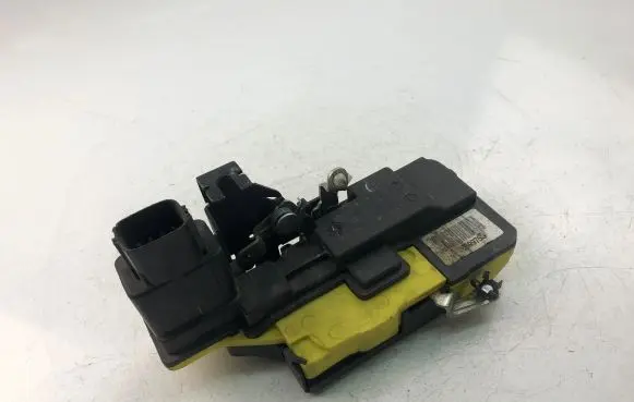 Volvo XC90 Coupe door lock (next to the handle) 30699753