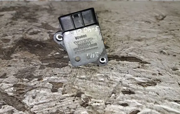 Volvo S40 Mass air flow meter 8658471 1974003080