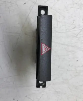 Honda CR-V Hazard light switch V171018A XCT0A00