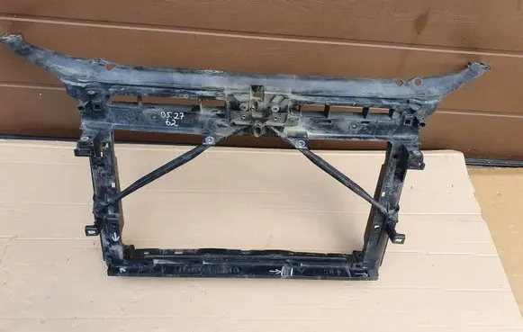 Skoda Octavia Mk3 (5E) Radiator support slam panel 5E0805588