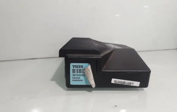 Volvo V70 Sound amplifier 30752259
