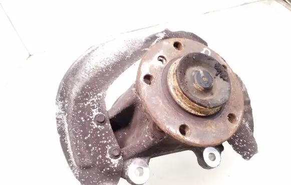BMW 1 F20 F21 Front wheel hub spindle knuckle 6792286