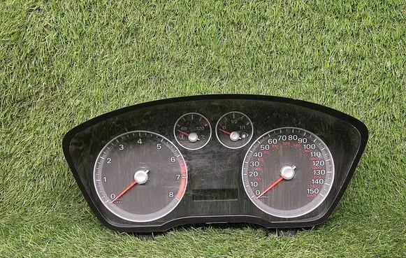 Speedometer (instrument cluster)