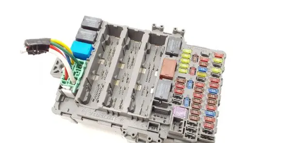 Honda CR-V Fuse module T1GG210