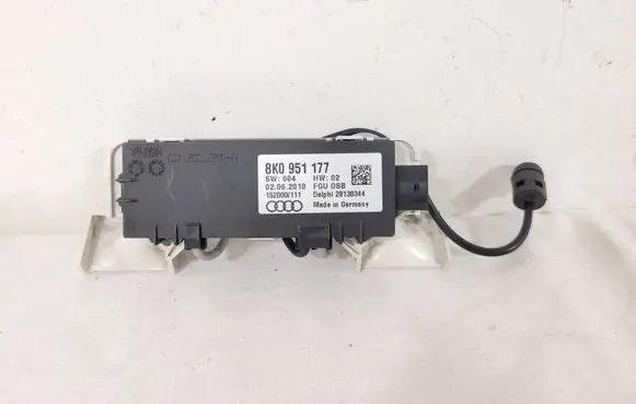 Audi A4 S4 B8 8K Microphone (bluetooth/phone) 8T0947565 8K0951177 152000111