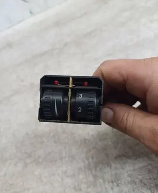 Headlight level height control switch