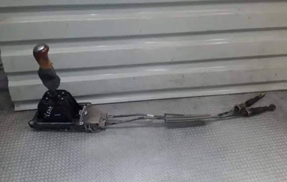 Renault Clio III Gear shifter/selector 