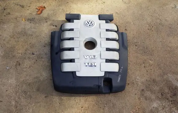 Volkswagen Touareg I Engine cover (trim) 07Z103935H