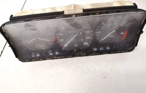 Volkswagen PASSAT B4 Speedometer (instrument cluster) 3a0919059b 5220032310