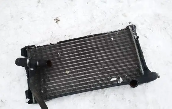 Coolant radiator
