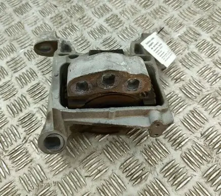 Mazda CX-5 Engine mount bracket KD6239060A