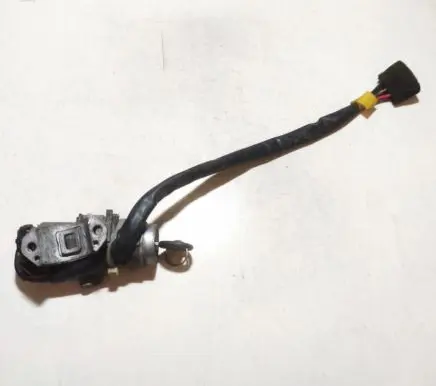 Hyundai Pony Ignition lock