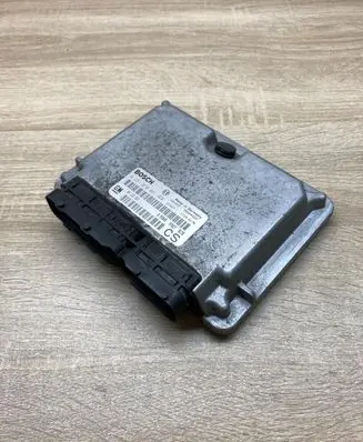 Opel Zafira A Engine control unit/module ECU 09133269 0281010021