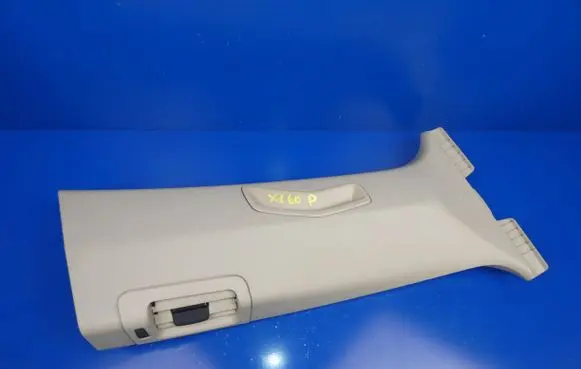 Volvo XC60 (B) pillar trim (top) 