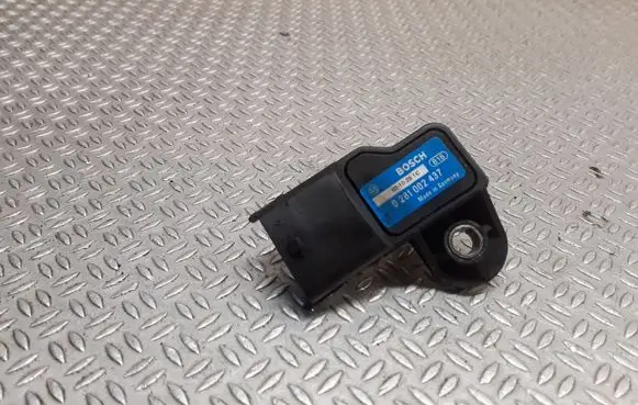 Opel Astra H Air pressure sensor 0281002437