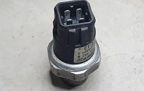 Air conditioning (A/C) pressure sensor