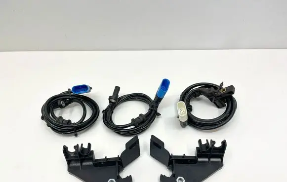 Mercedes-Benz SL R231 ABS brake wheel speed sensor A2315405432 A2315400317