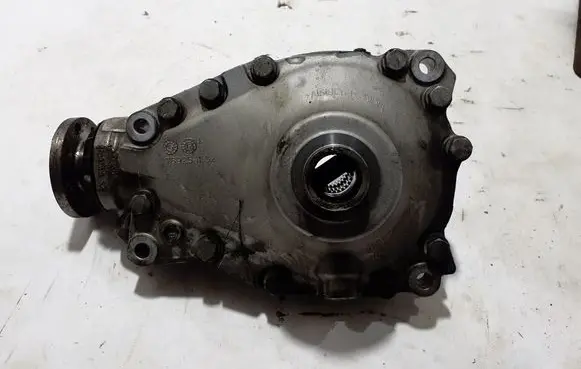 BMW 5 G30 G31 G38 Front differential 863569802