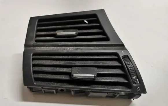 BMW X5 E70 Dashboard side air vent grill/cover trim 7161803